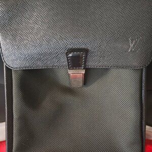 Louis Vuitton Saratov Messenger Bag Taiga Leather and Canvas PM